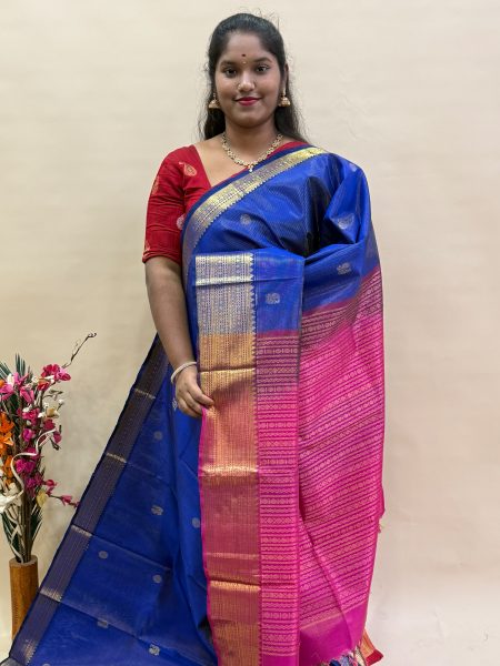 Traditional Silk Cotton Vairaoosi Saree In Royal Blue And Rani Pink With Traditional Border