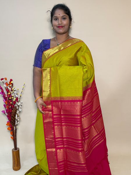 Semi Silk Cotton Kattam In Lime Green And Reddish Pink With Traditional Border