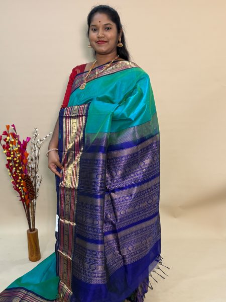 Silk Cotton Korvai in Dual Shaded Teal And Violet With Traditional Border