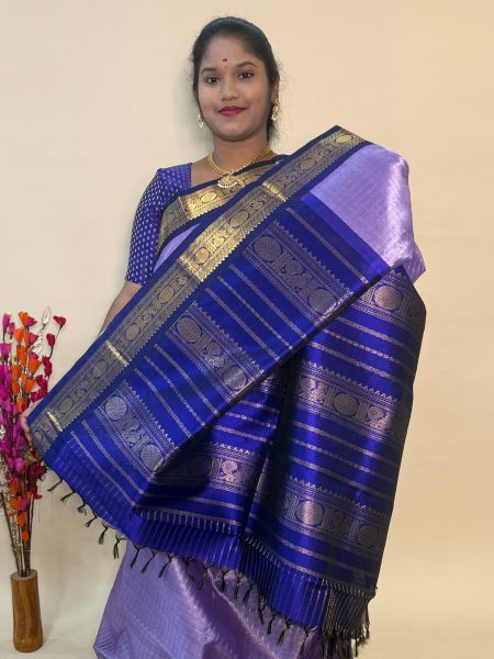 Silk Cotton Korvai Muthu Kattam in Lavender And Violet With Traditional Border