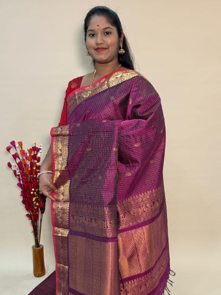 Mangalgiri Silk Cotton Checked Buttas In Vadamalli With Traditional Border