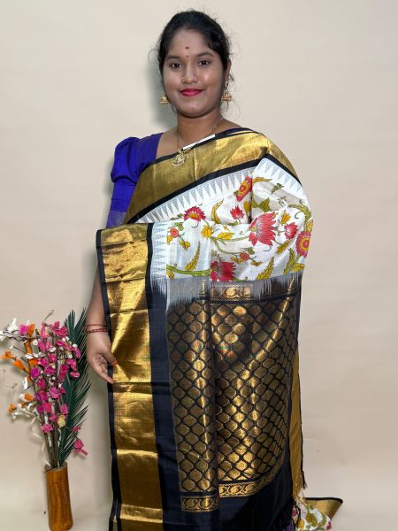 Kuppadam Silk Cotton Kalamkari Prints in White And Black With Traditional Border