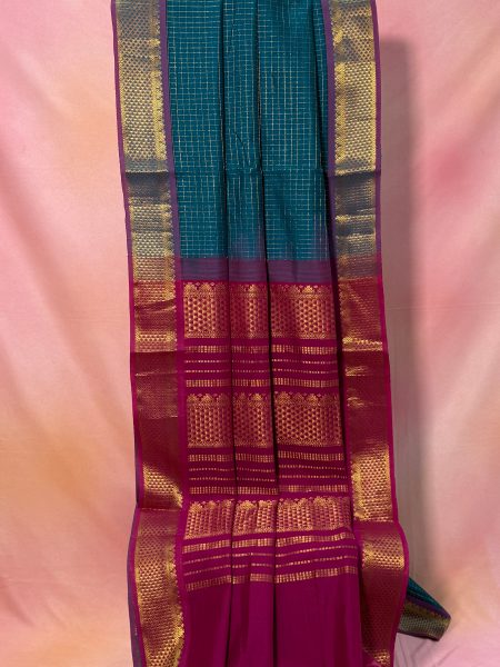 Madisar Semi Silk Cotton Checked Saree In Peacock Green And Vadamalli With Traditional Border