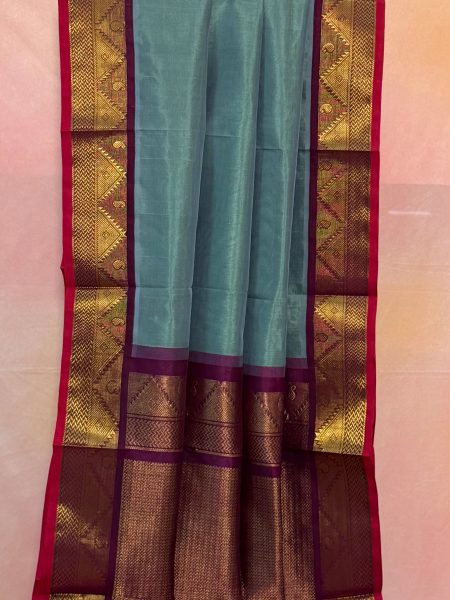 Madisar Korvai Silk Cotton Saree In Greenish Grey And Wine With Traditional Border
