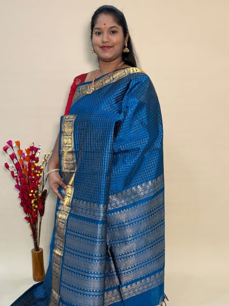 Mangalgiri Silk Cotton Checked Saree In Anandha Blue With Traditional Border
