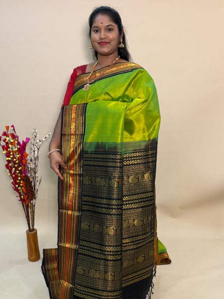 Silk Cotton Korvai in Sneha Green And Black With Traditional Border