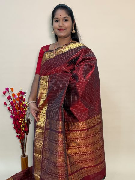 Mangalgiri Silk Cotton Checked Saree In Maroon With Traditional Border