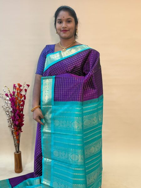 Silk Cotton Korvai Muthu Kattam in Majentha And Teal With Traditional Border