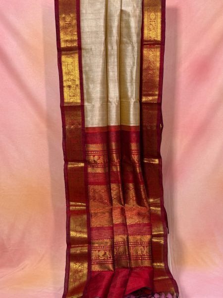 Madisar Korvai Silk Cotton Saree In Beige And Maroon With Traditional Border