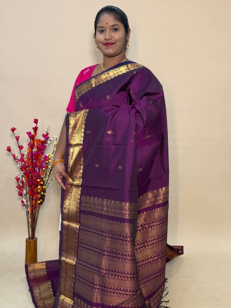 Mangalgiri Silk Cotton Buttas In Wine With Traditional Border