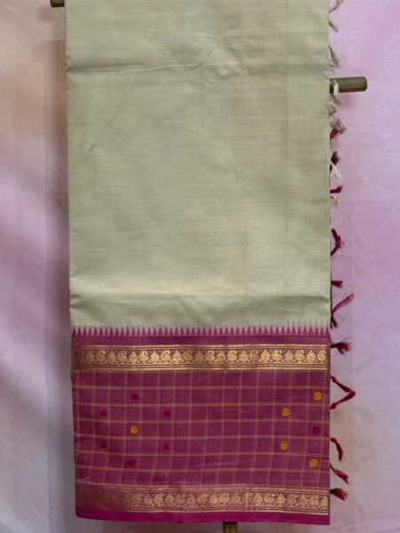 Kanchi Cotton Plain Saree In Half white With Traditional Border