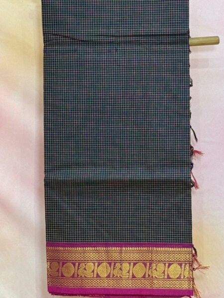 Kanchi Cotton Checked Saree In Navy Blue With Traditional Border