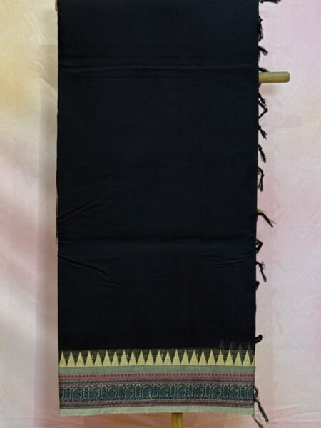 Kanchi Cotton Plain In Black With Traditional Border