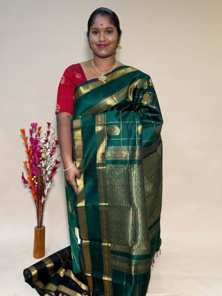 Traditional Silk Cotton Saree In Green With Rettapet Border