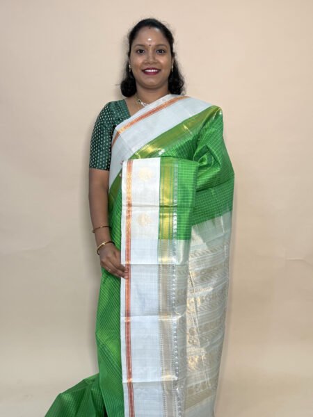 Silk Cotton Korvai Border Buttas In Dark Parrot Green And Silver Grey With Traditional Border
