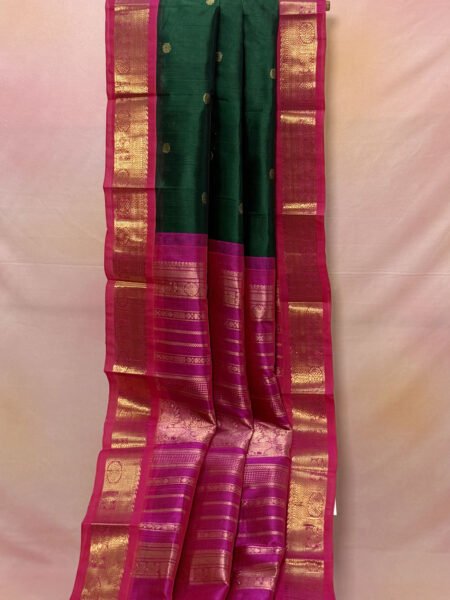 Madisar Korvai Buttas Silk Cotton Saree In Green And Pink With Traditional Border