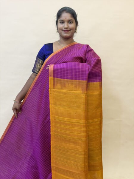 Kalakshetra Silk Cotton Checked Saree In Vadamalli And Mustard With Traditional Border