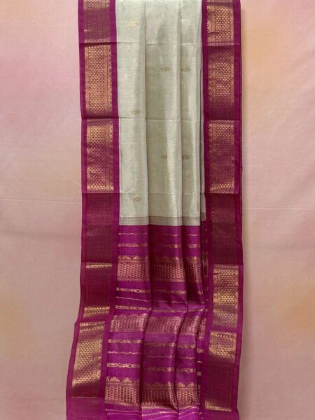 Madisar Korvai Buttas Silk Cotton In Tussar And Vadamalli With Traditional Border