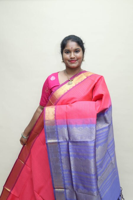 Semi Silk Cotton Kattam in Dual Shade Pink And Lavendar With Traditional Border