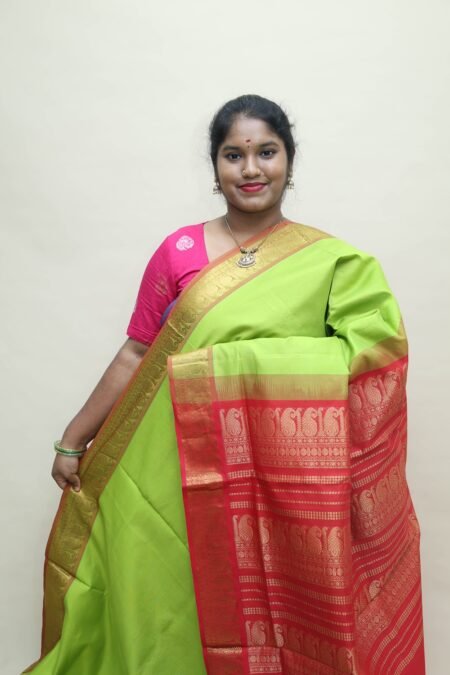Semi Silk Cotton Vairaoosi in Parrot Green And Red With Traditional Border